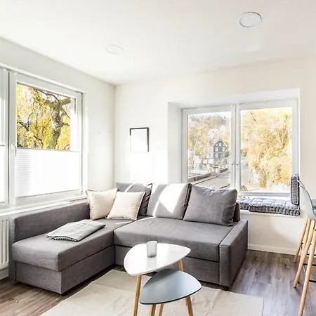 Zur Altstadt * Montjoie