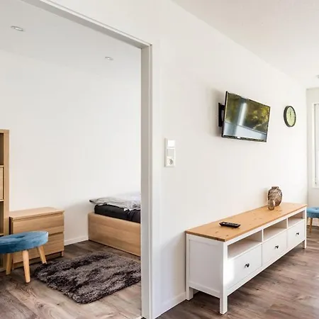 Zur Altstadt * Montjoie