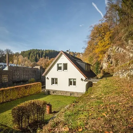 Zur Altstadt * Montjoie